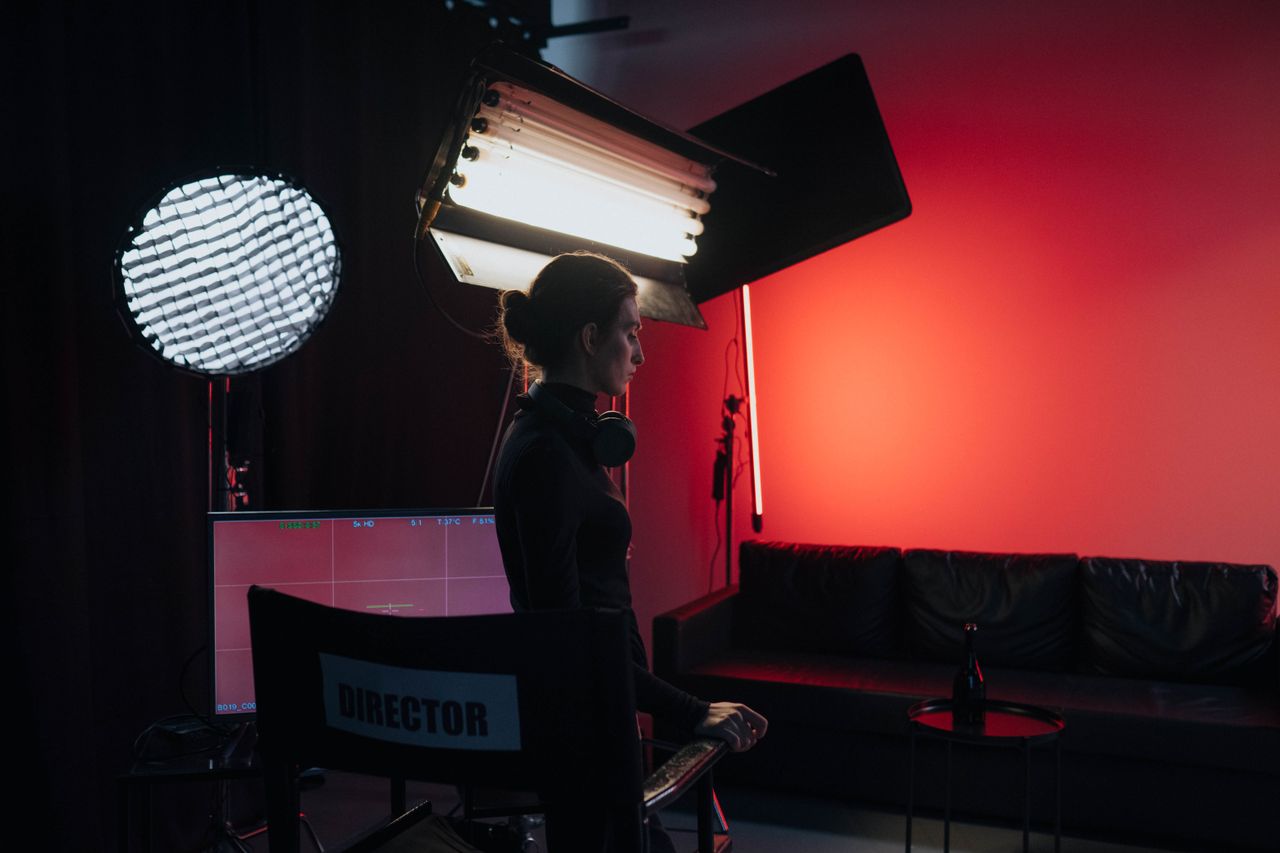 Studio lighting setup for green screen and film production